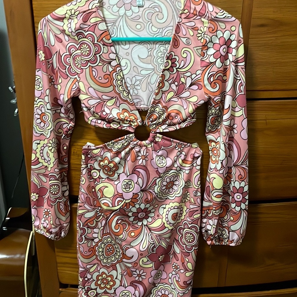 cute summer dress!